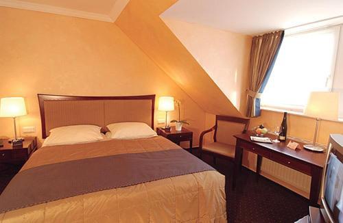 Hotel Ambiente Trier Quarto foto